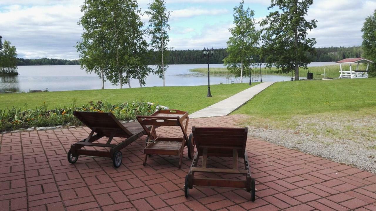 Wonderful Cottage By The Lake Hautjarvi Kültér fotó