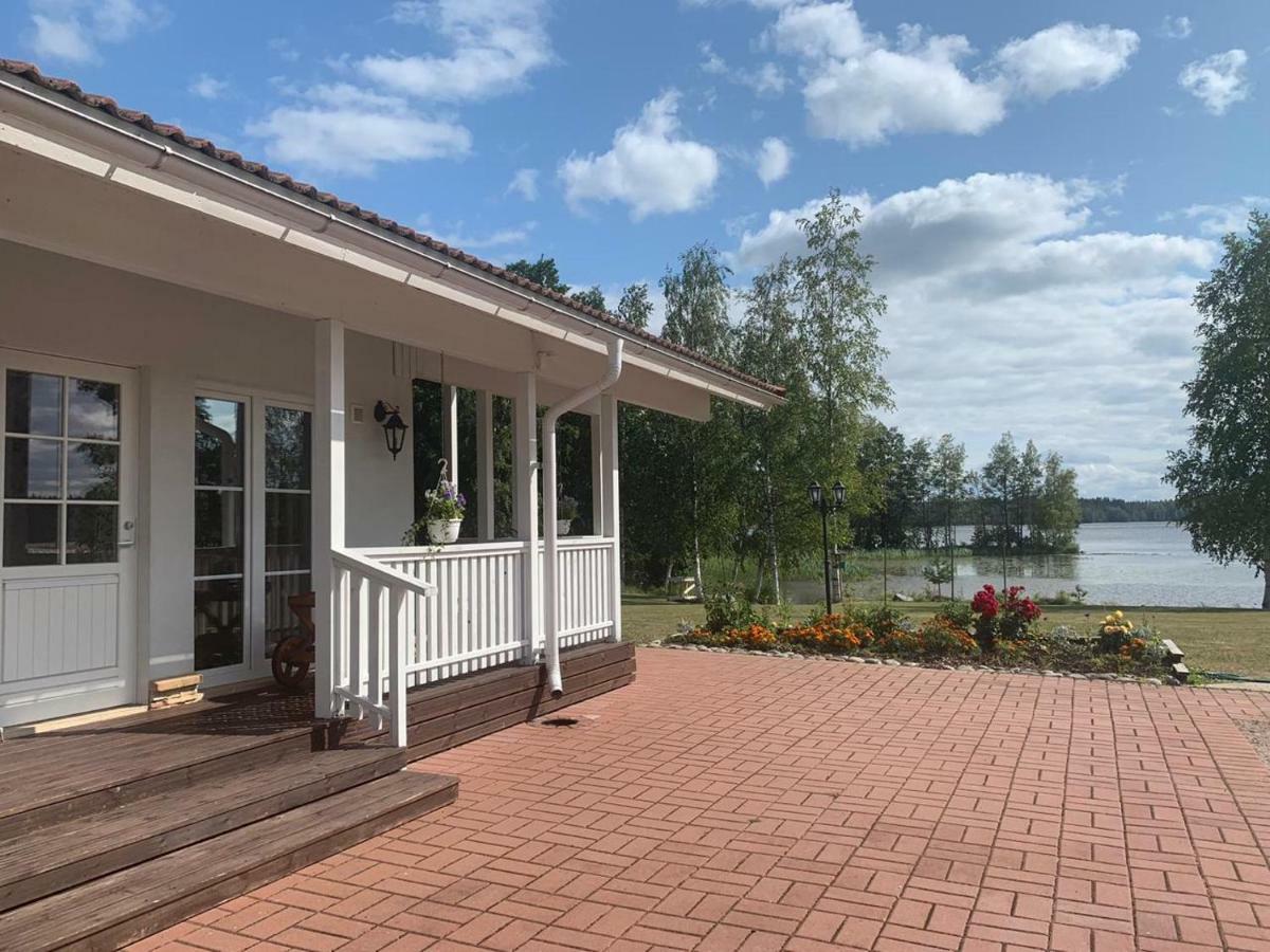 Wonderful Cottage By The Lake Hautjarvi Kültér fotó